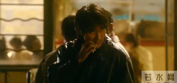 会破5亿？抢了《鬼灭之刃》的冠军，易烊千玺挽救了国产片的颜面