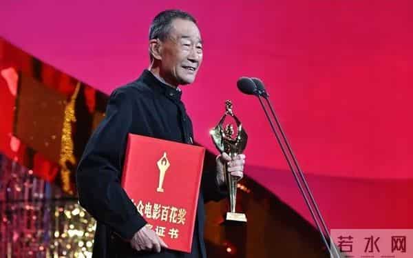 张艺谋也没想到，金鸡奖结束的第二天，他就被扒了一个底朝天