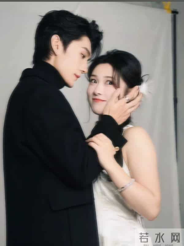 王译磊刘夕语新剧《攀高枝》刚开机就炸了，这糖我先嗑为敬！