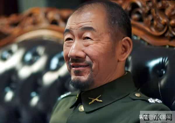 《隐锋》：军衔彻底乱套了，营长是中校，教导团团长却只是少校？