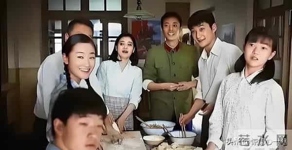 《父母爱情》里“藏”了一对真夫妻,他们互为初恋,还带儿子出道