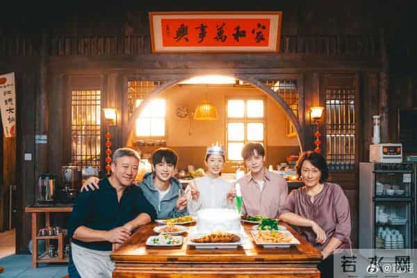 11月21日追剧日历,12部热播剧,《他为什么依然单身》点映收官