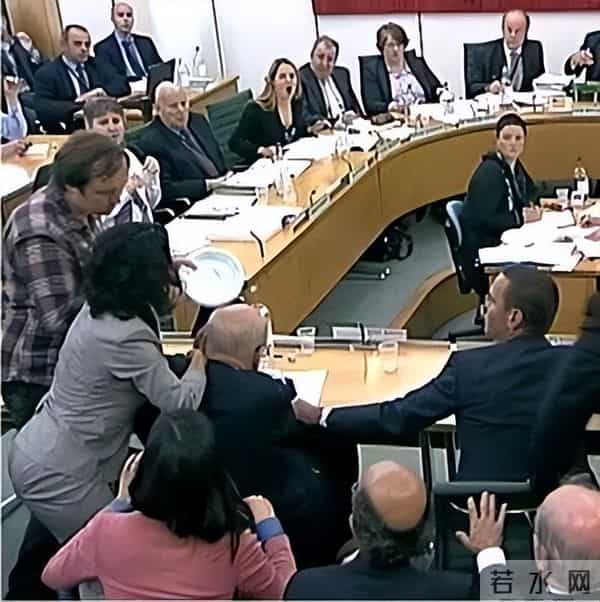 强烈推荐这部6集英剧《报社》：曝光的内幕太炸裂！