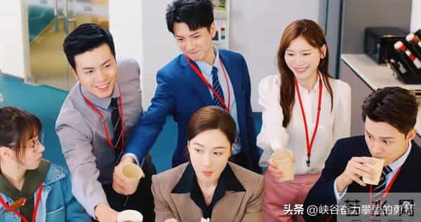 不止剧爽！25集《新闻女王2》剧中的“平衡术”，才是核心狠活！