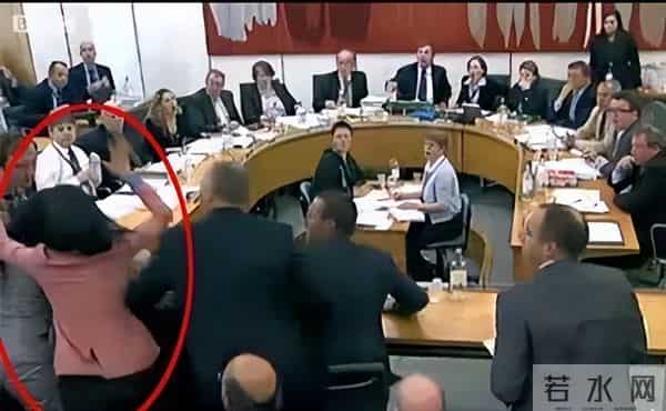 强烈推荐这部6集英剧《报社》：曝光的内幕太炸裂！