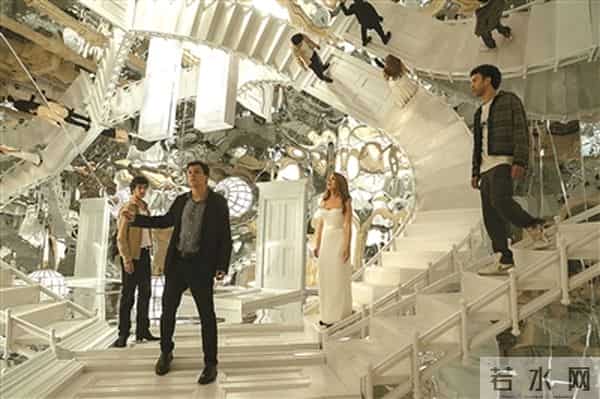 《惊天魔盗团3》：老套的花拳绣腿 砸了魔术师的招牌