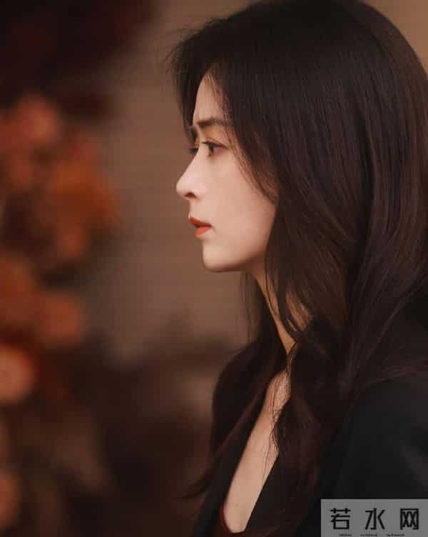 官方媒体犀利点评《四喜》，除童瑶、许娣表演不足外