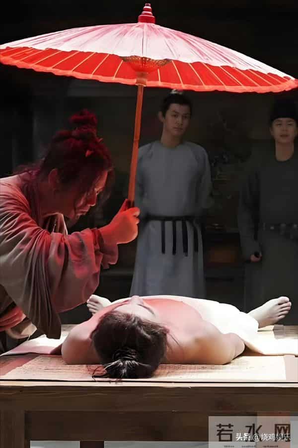 《唐朝诡事录》片场离谱日常：老戏骨细节控，年轻人“受难记”