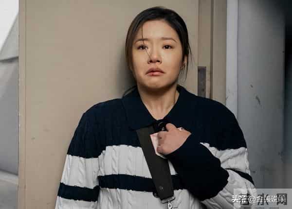 导演也没想到，只是请王菊来演个配角，结果她却把主角的风头抢了