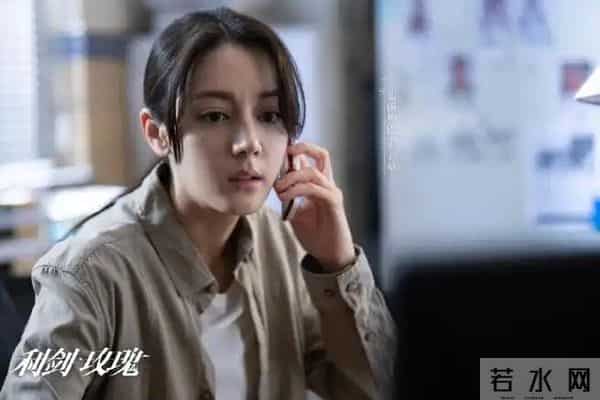 内娱顶流竞逐荧屏影坛书实绩华章 群星锋芒横扫口碑数据铸时代丰碑