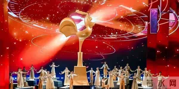 关系藏不住了？这次被扒底朝天的张艺谋，险些让他"晚节不保"