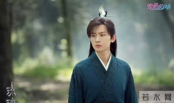 内娱顶流竞逐荧屏影坛书实绩华章 群星锋芒横扫口碑数据铸时代丰碑