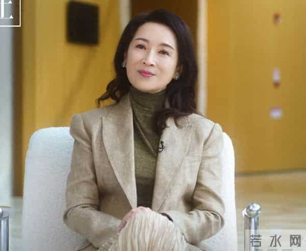 《新闻女王2》方太太得癌症，还想瞒着古肇华，古肇华已经猜到了