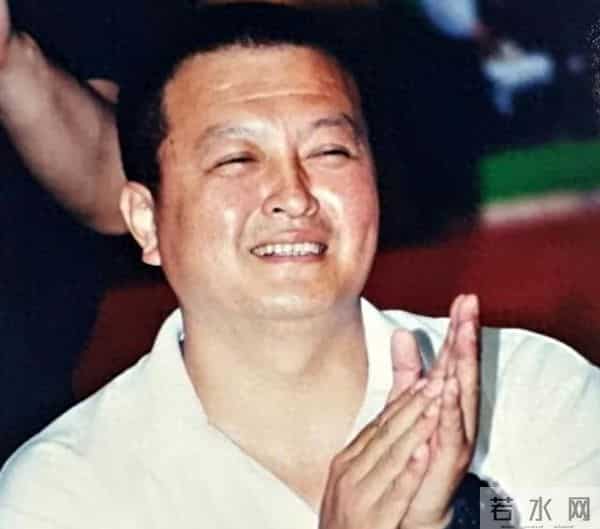 从手术刀到导筒：这个"影后制造机"凭啥成了全家人的骄傲？