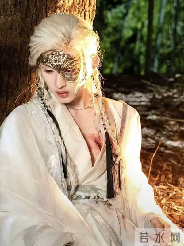 短剧白发少年杀疯了！4 位古装男神颜值暴击，谁是你的本命男神