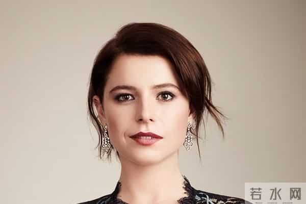 《滚石》力捧!杰西凭借《哈姆奈特》封神,奥斯卡影后稳了?