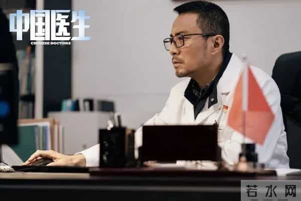 易烊千玺获第38届金鸡奖影帝，金鸡奖首位00后影帝，你怎么看？