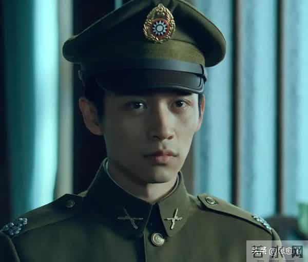 《沉默的荣耀》对丈夫冷淡，和男人约会的她！终生守着爱的承诺