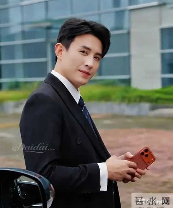 刘萧旭新剧火爆全网，女主兰岚实力逆袭，网友纷纷改口