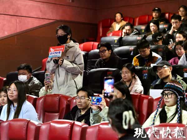 电影《百川东到海》南京路演落幕，沙漠少年的寻爱之旅引发共鸣