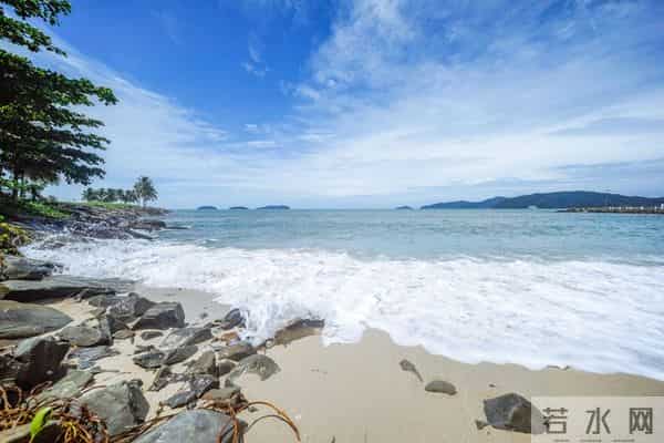 人这辈子，心宽一寸，事淡一分，心安一生，日子自有温柔相伴