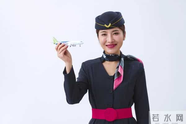 女人与男人交往,为什么要先谈钱,后谈感情,说出来句句戳人心!