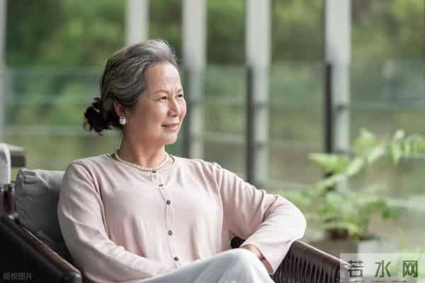 女性过了60岁，大多数都有这10个现状，无论你信不信都要坦然接受