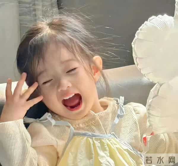 “活人感满满的朋友圈文案 5.0”