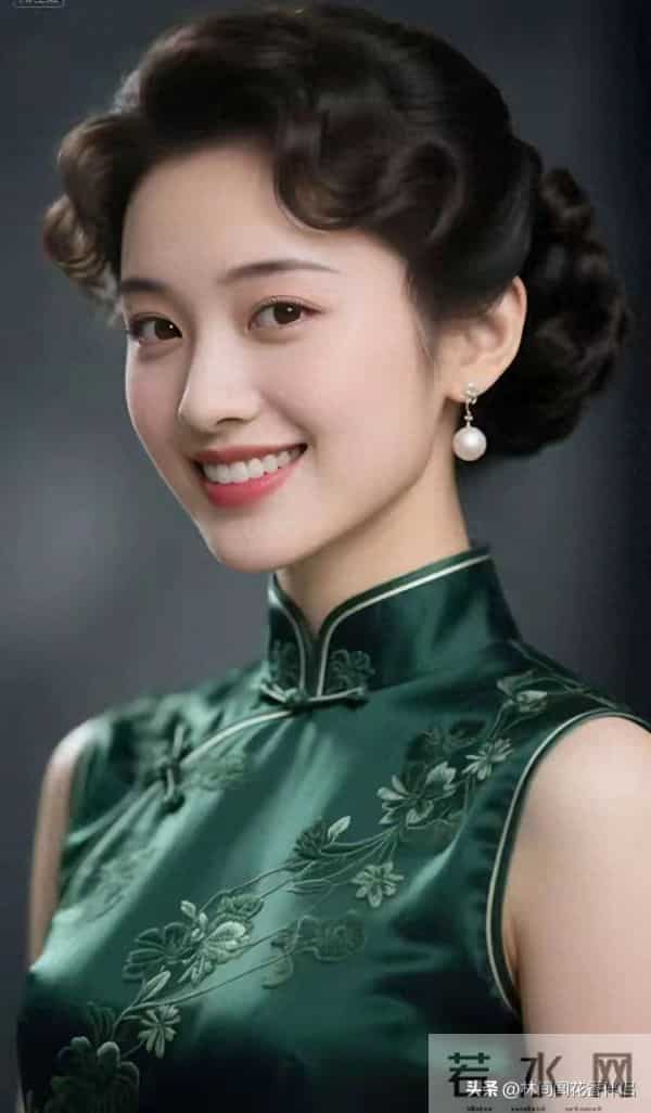 中年女人对你动了心，藏不住5个潜台词，中你3条以上，别等她主动