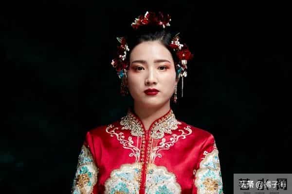 两性关系：女人到了60岁后，最渴望男人做的4件事，你知道几个？