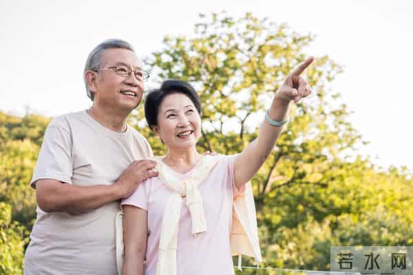 两性关系：多数女人60岁后，都会出现这3种情况，但她们从不说？