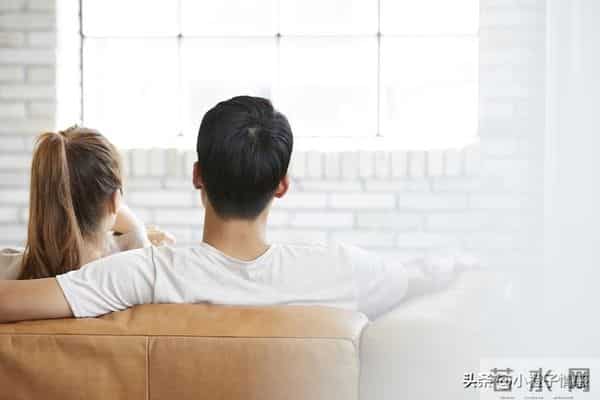 中年夫妻，男人越吼你凶你，不心疼你，越藏着这3个现实，别不懂