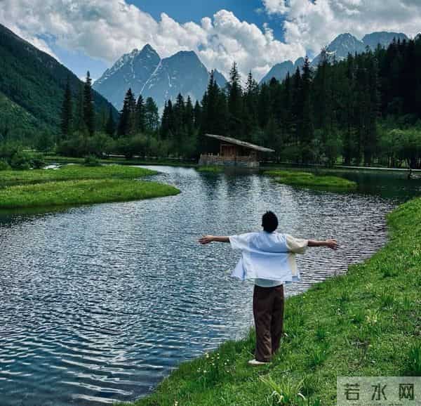 女人骨子里，渴望被这样“征服”，可惜大多男人不知道！