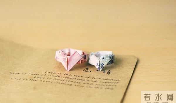 女子远嫁深圳离婚,分开15年前男友知道,主动联系再续前缘