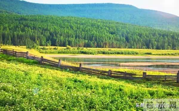 不论和谁相处，你越是这样做，对方越会尊重你，别不信