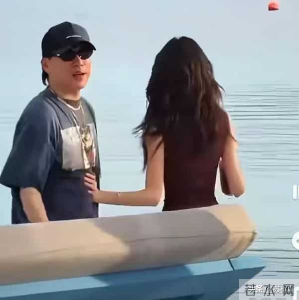 短择:小红书泄露的新型男女关系