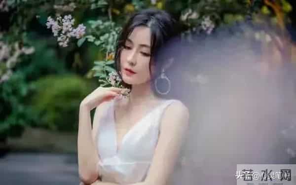 两性关系:45岁已婚女士坦白,女人离不开男人的真正原因。