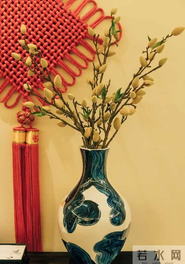 心理测试:你最喜欢哪个花瓶里的花,测你哪方面会比别人幸运?