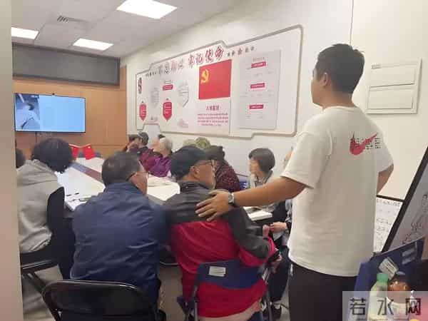 单身的人将来如何养老？最好的靠山不是亲戚，而是以下三种人