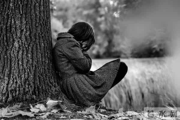 66岁离婚三年，我才明白：女人老了没老伴，日子真的熬不住！