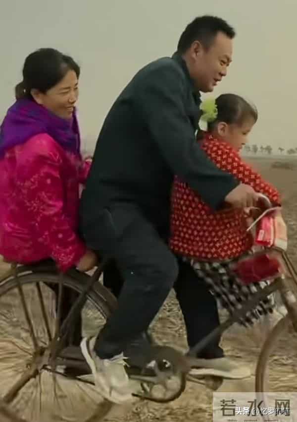 91年去姥姥家拜年，大舅追老远给半袋红薯，我妈骑着自行车哭一路