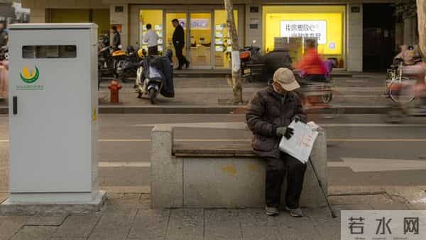 人老了有4个特征，说明你命好得不得了！占上一个都能偷着乐！