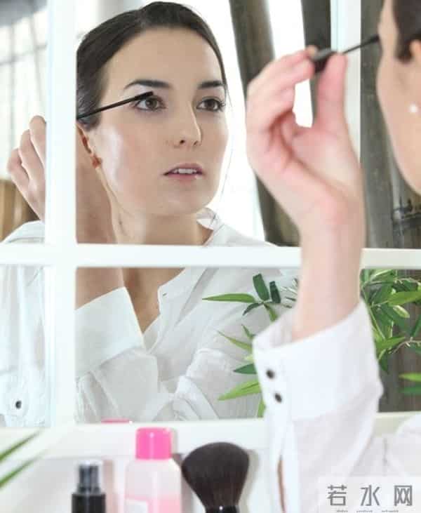 男人，开始厌恶妻子，不是分居，是从有这些行为开始的。