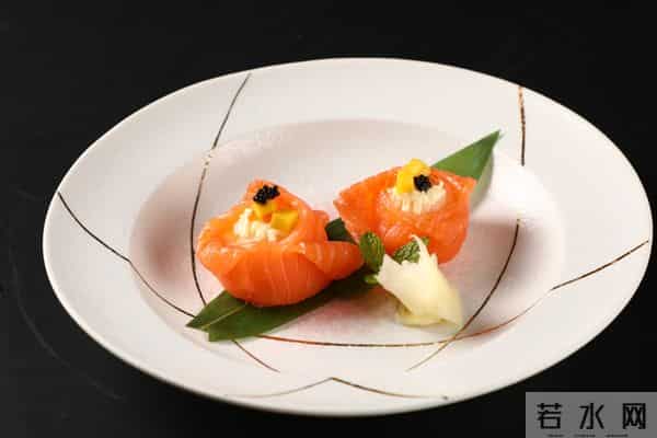 最近很火的朋友圈高级感文案，句子虽短，但句句高级