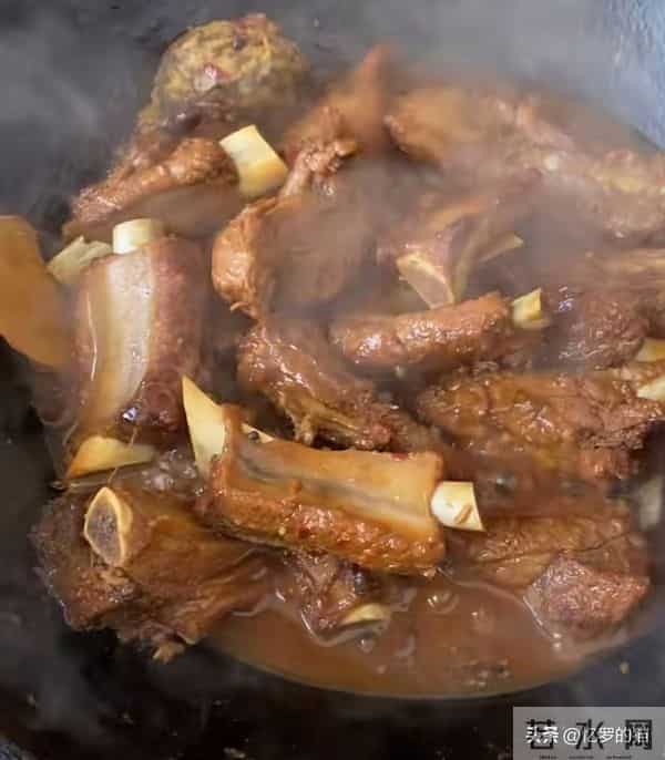 91年去姥姥家拜年，大舅追老远给半袋红薯，我妈骑着自行车哭一路