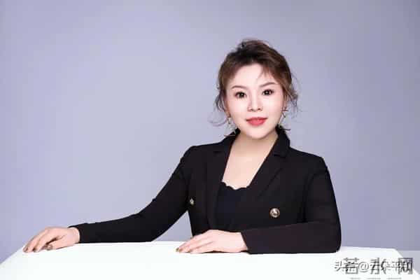 异性之间反复出现这两种互动,其实没说爱,心早已悄悄沦陷