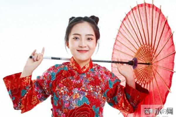 两性关系：女人到了60岁后，最渴望男人做的4件事，你知道几个？