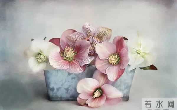 男人和你在一起,有以下三种行为,说明你在他心里不重要