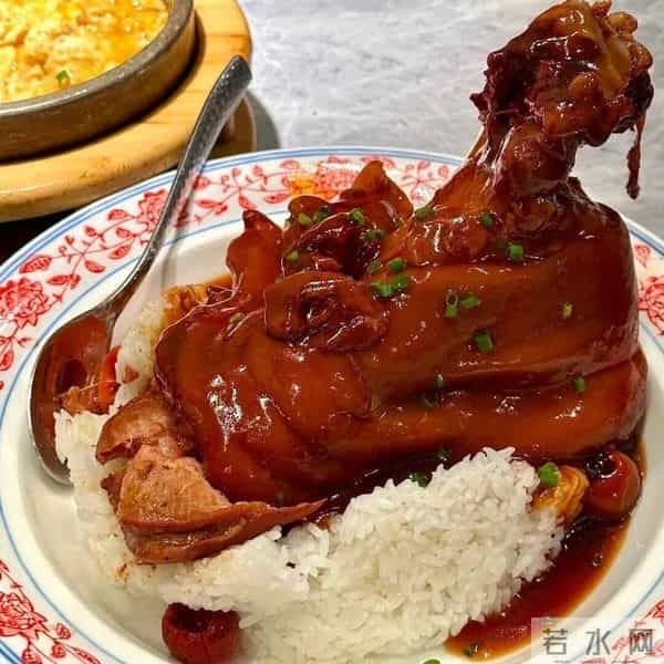 “活人感满满的朋友圈文案 5.0”