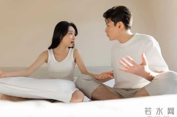 亲密关系中最容易把人“逼疯”的行为,它排第一!很多人都做过